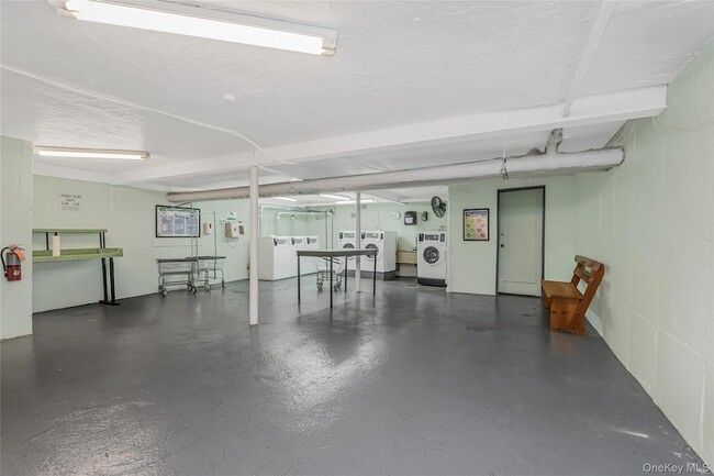 Building Photo - 59 Oregon Ave