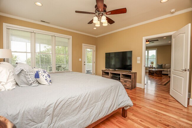 Building Photo - A Rental Like No Other!