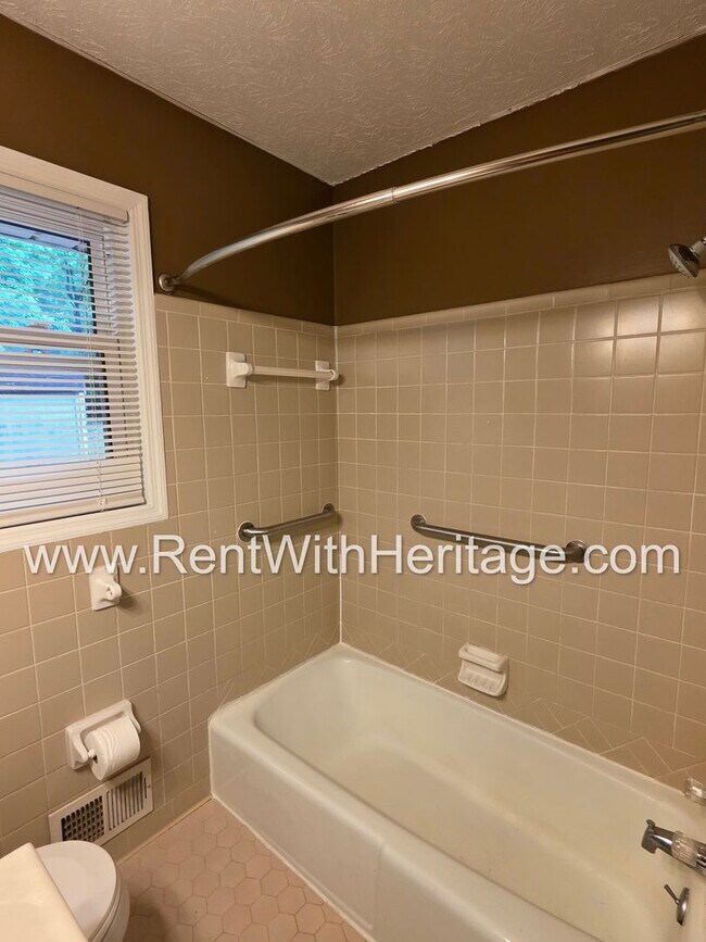 Building Photo - Gorgeous 4 Sided Brick Home/ Upgrades Galore/ Full Unfinished Basement