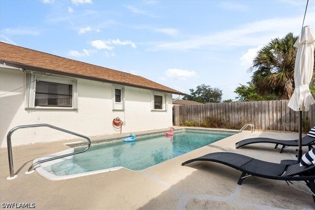 Building Photo - 1332 Granada Blvd