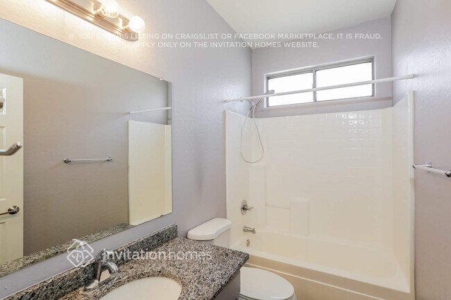 Building Photo - 7120 S 24th Ln