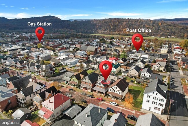 Building Photo - 113 Grand Ave