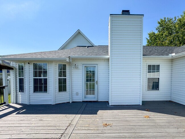 Building Photo - 584 S Buckeye Dr