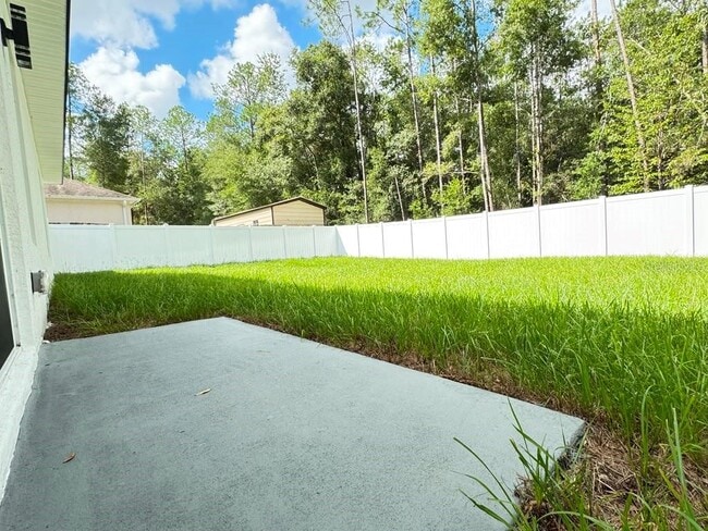 Building Photo - 10290 N Biscayne Dr