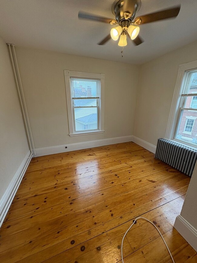 Building Photo - 17 Essex St