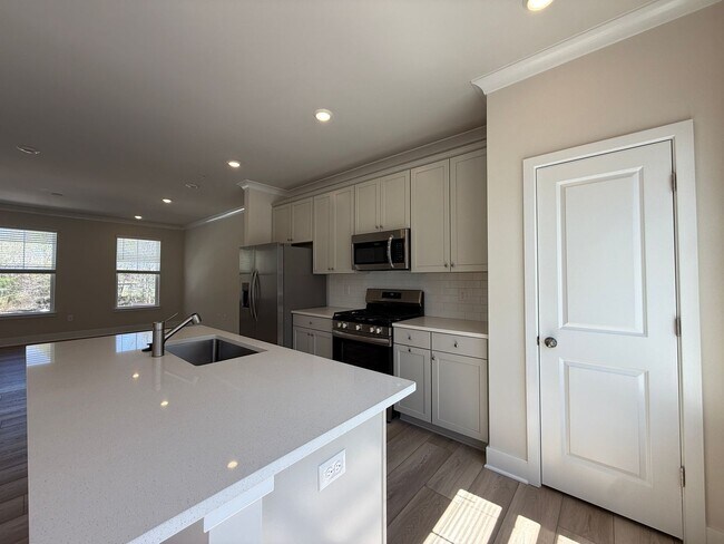 Building Photo - Modern Townhome with Golf Course Views & 2-Car Garage- Cambridge, MD