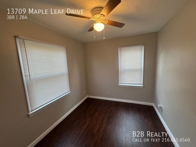 Building Photo - 13709 Maple Leaf Dr