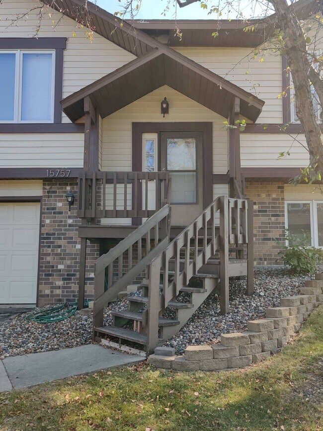 Building Photo - 15757 Griffon Path