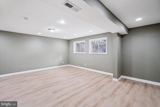 Building Photo - 3308 Estelle Terrace