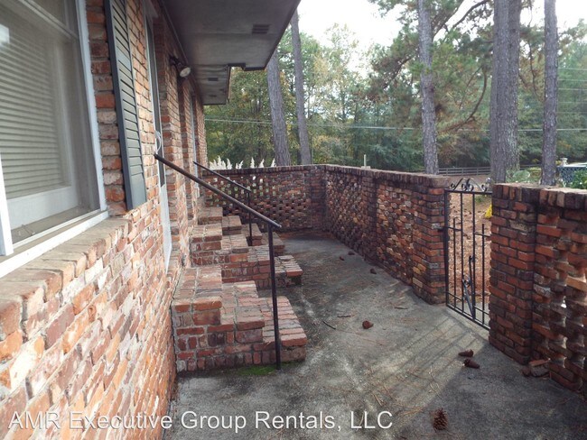 Building Photo - 6305 Milgen Rd