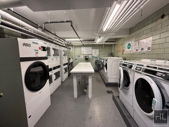 Building Photo - EAST 35 STREET