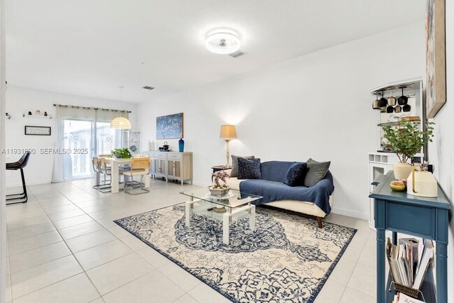 Building Photo - 15953 SW 2nd Dr