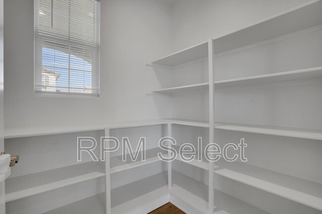 Building Photo - 567 Datura Dr