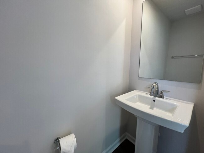 Building Photo - 7102 Capstan Ter