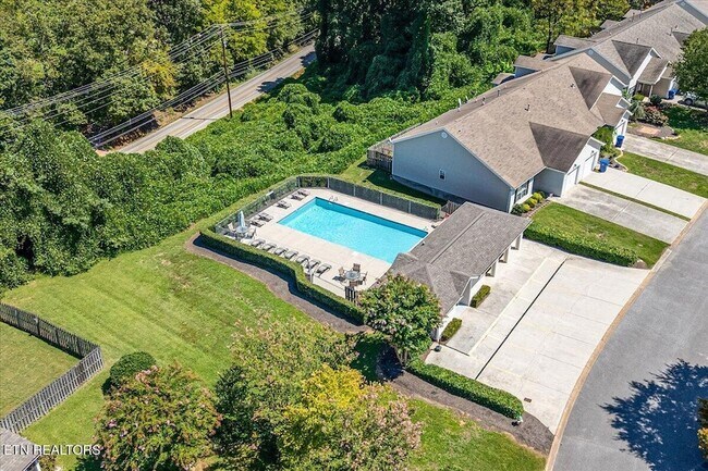 Building Photo - 924 Ashley Michelle Ct