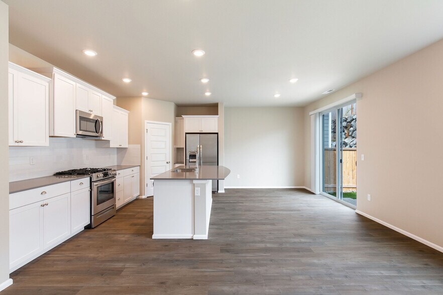 Building Photo - 3615 80th Ave NE