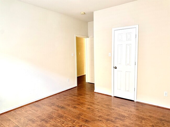 Building Photo - 13743 Canyon Hollow Loop