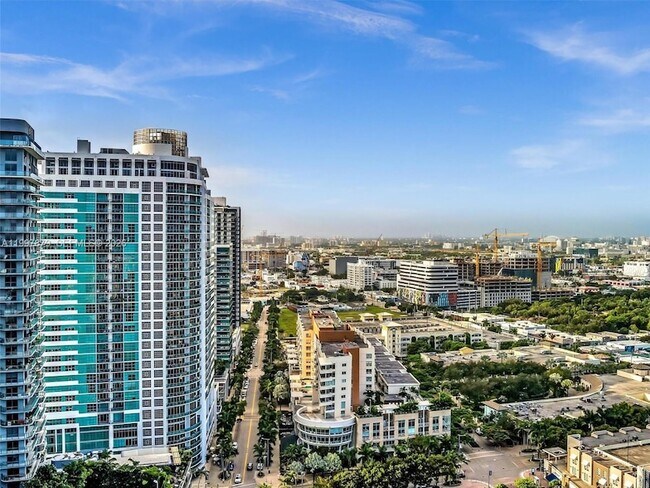 Building Photo - 3301 NE 1st Ave