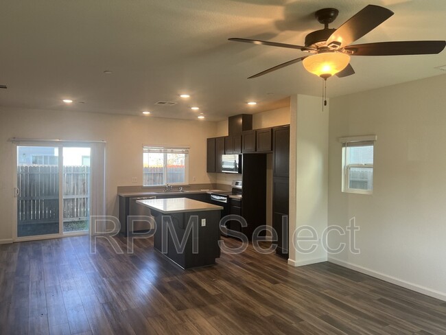 Building Photo - 3751 Rynders Way