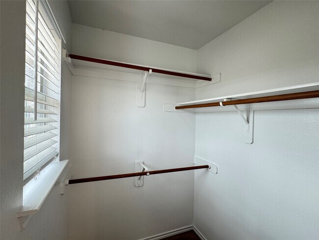 Building Photo - 11531 Jacinth Ct