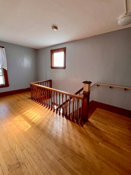 Front entrance - 94 Graham St