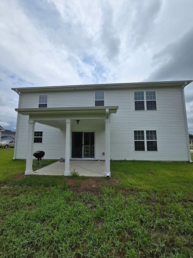 Building Photo - 309 Samuel Run Dr