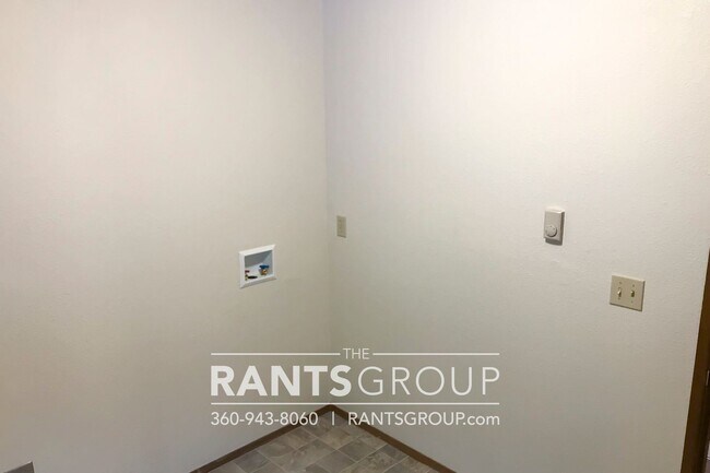 Building Photo - 2 br, 1 bath House - 3202 Sunset Beach Dr NW