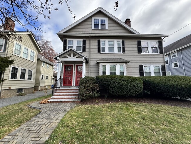 Building Photo - 17 Skahan Rd