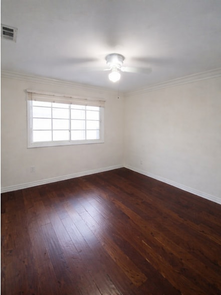 Building Photo - 1927 Fremont Ave