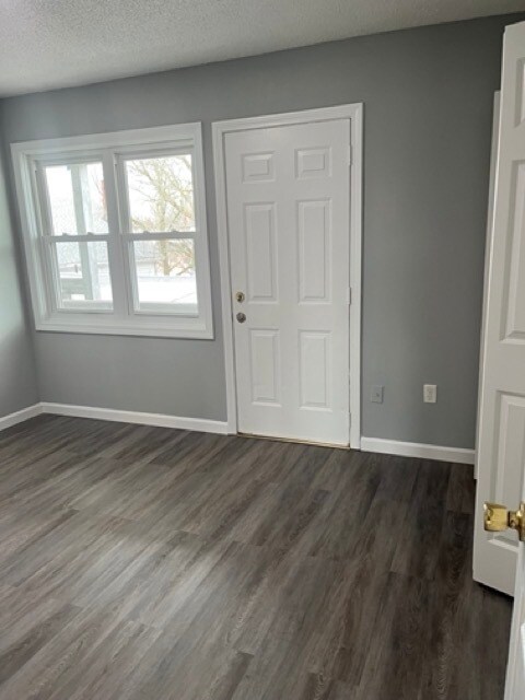 Building Photo - 386 Summer St