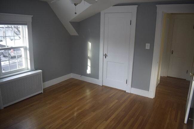 Building Photo - 60 Park St