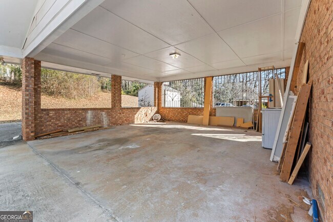 Building Photo - 5170 Lost Dutchman Dr