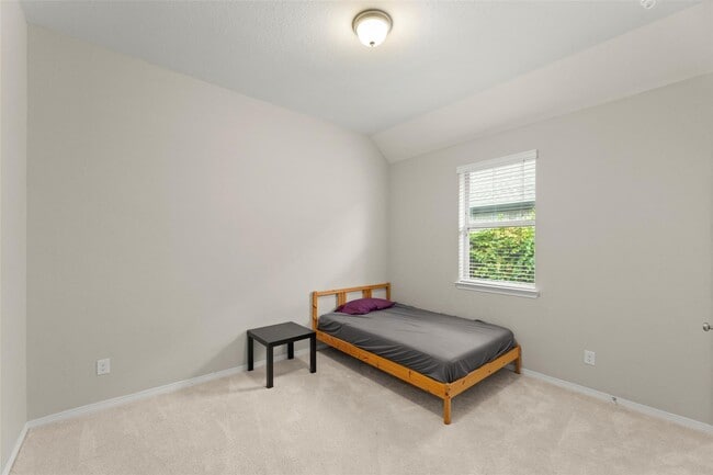 Building Photo - 11218 Puckett River Dr