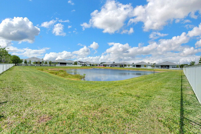 Building Photo - Blue Reed Lane, Wellington, FL 33467 - 3 B...