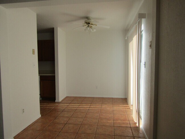Building Photo - 6529 Justin Ln