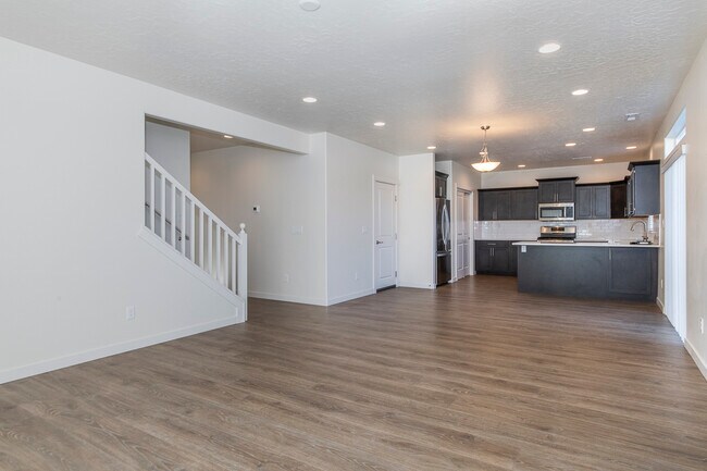 Building Photo - 10236 W Achillea St