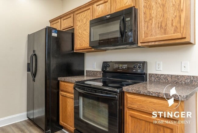 Building Photo - 28 Spearmint Cir