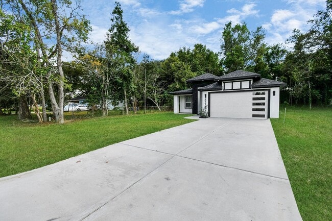 Building Photo - 519 Lovers Ln