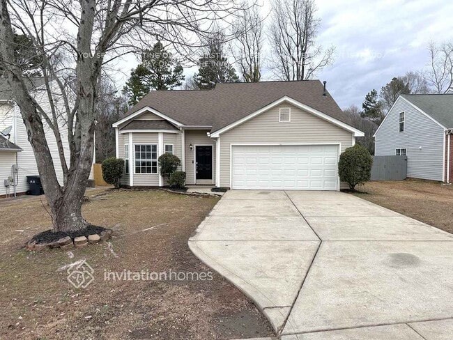 Building Photo - 10526 Wilson Glen Dr