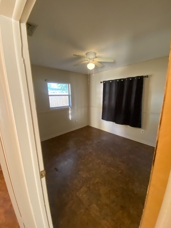 Building Photo - 1120 8th Ave NE