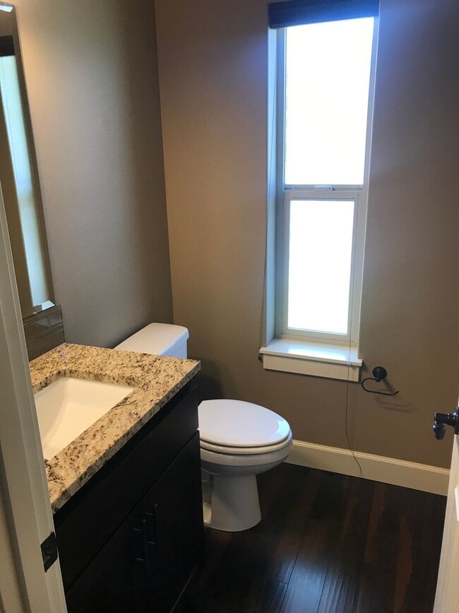 Building Photo - Large 3 Bedroom with Fenced Yard and Community Pool!