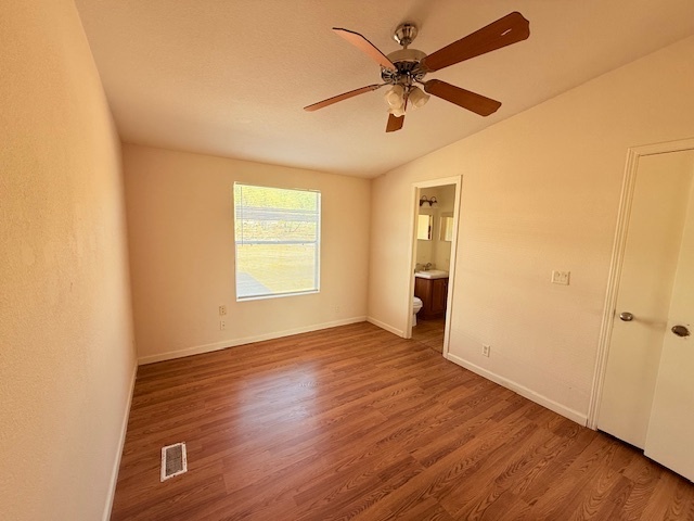 Building Photo - Manufactured Home For Rent
