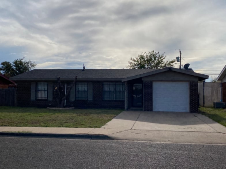 Primary Photo - 4501 Conley Ave