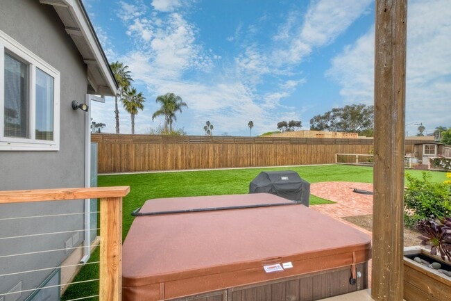 Building Photo - 3Bed/1Bath Charming Home in South Oceanside~ Moreno