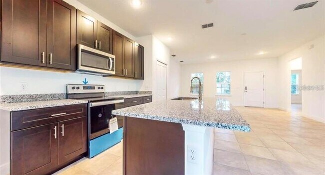 Building Photo - 267 Marion Oaks Golf Rd