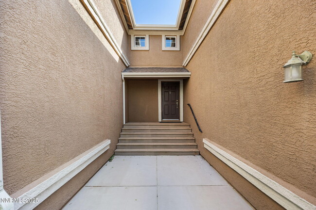 Building Photo - 1879 Resistol Dr