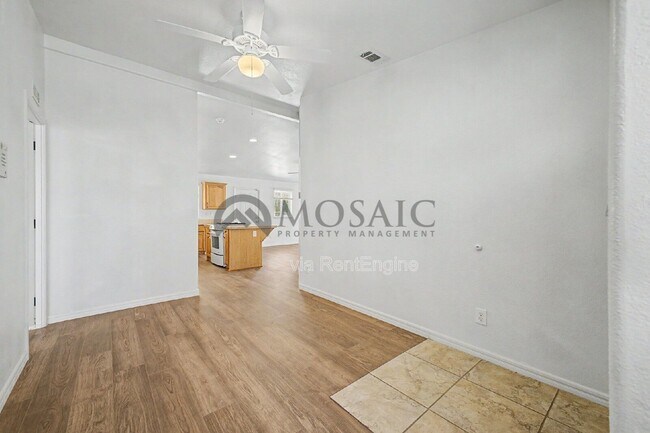 Building Photo - 1625 S 74th St