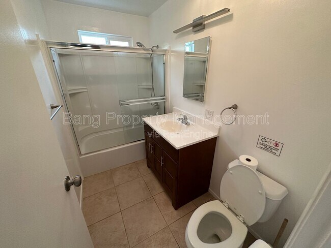 Building Photo - 4859 Campanile Dr