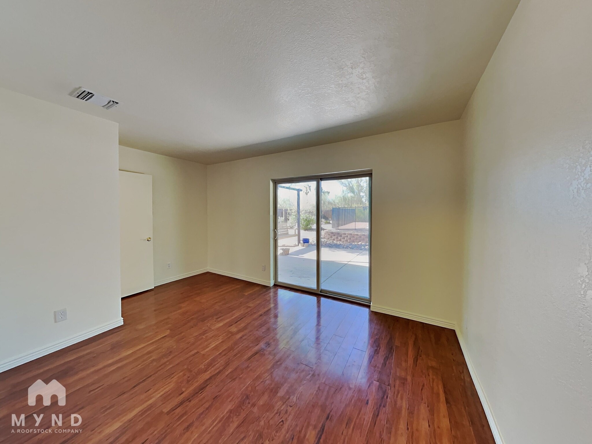 Building Photo - 7900 N Leonardo Da Vinci Way