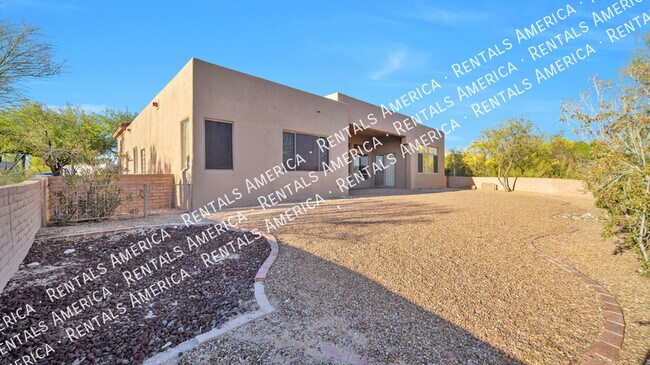 Building Photo - 1777 W Placita de Ocampo